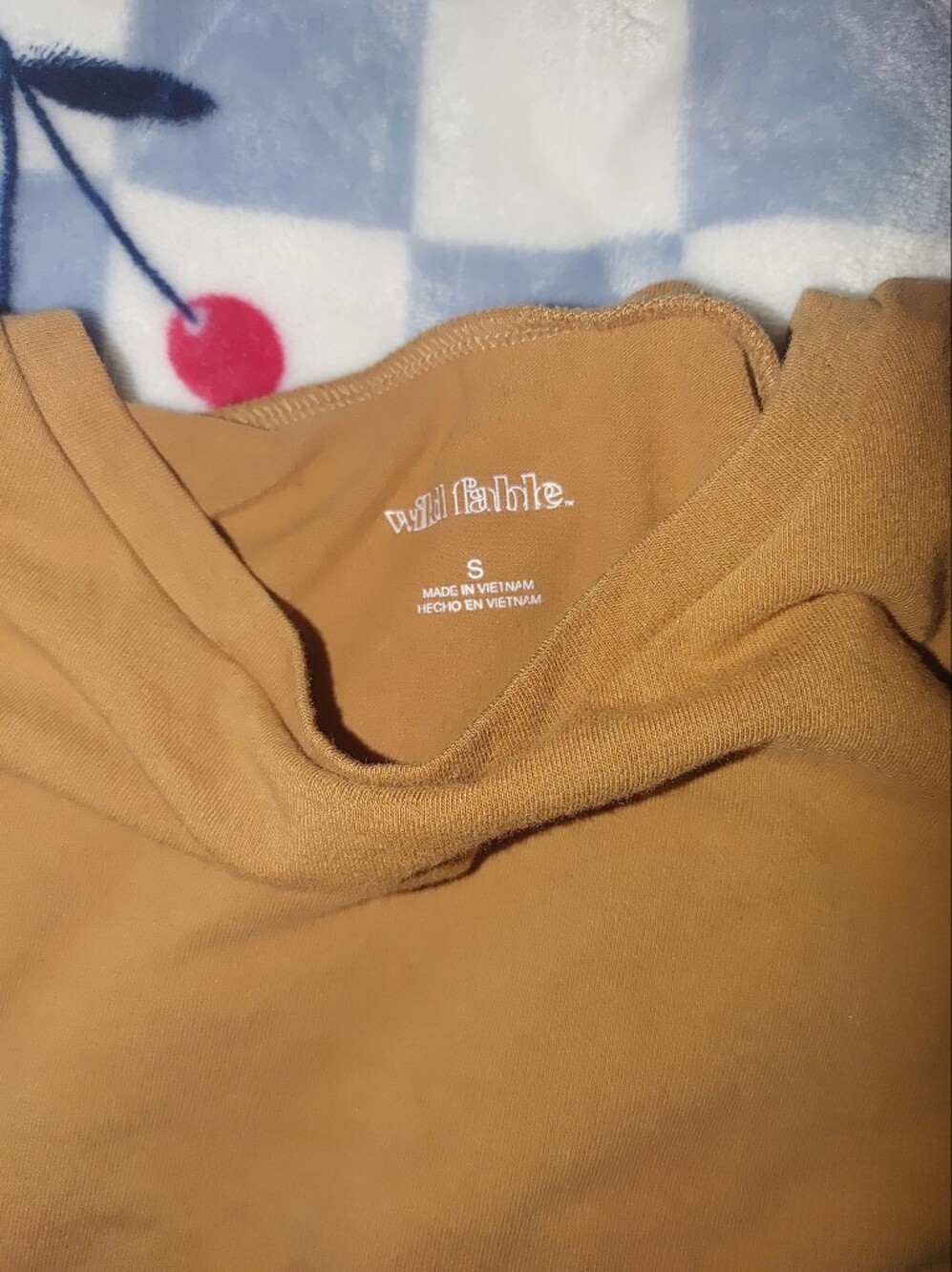 Short Sleeve Cropped Tee - Women Tops - Picture 2 of 10